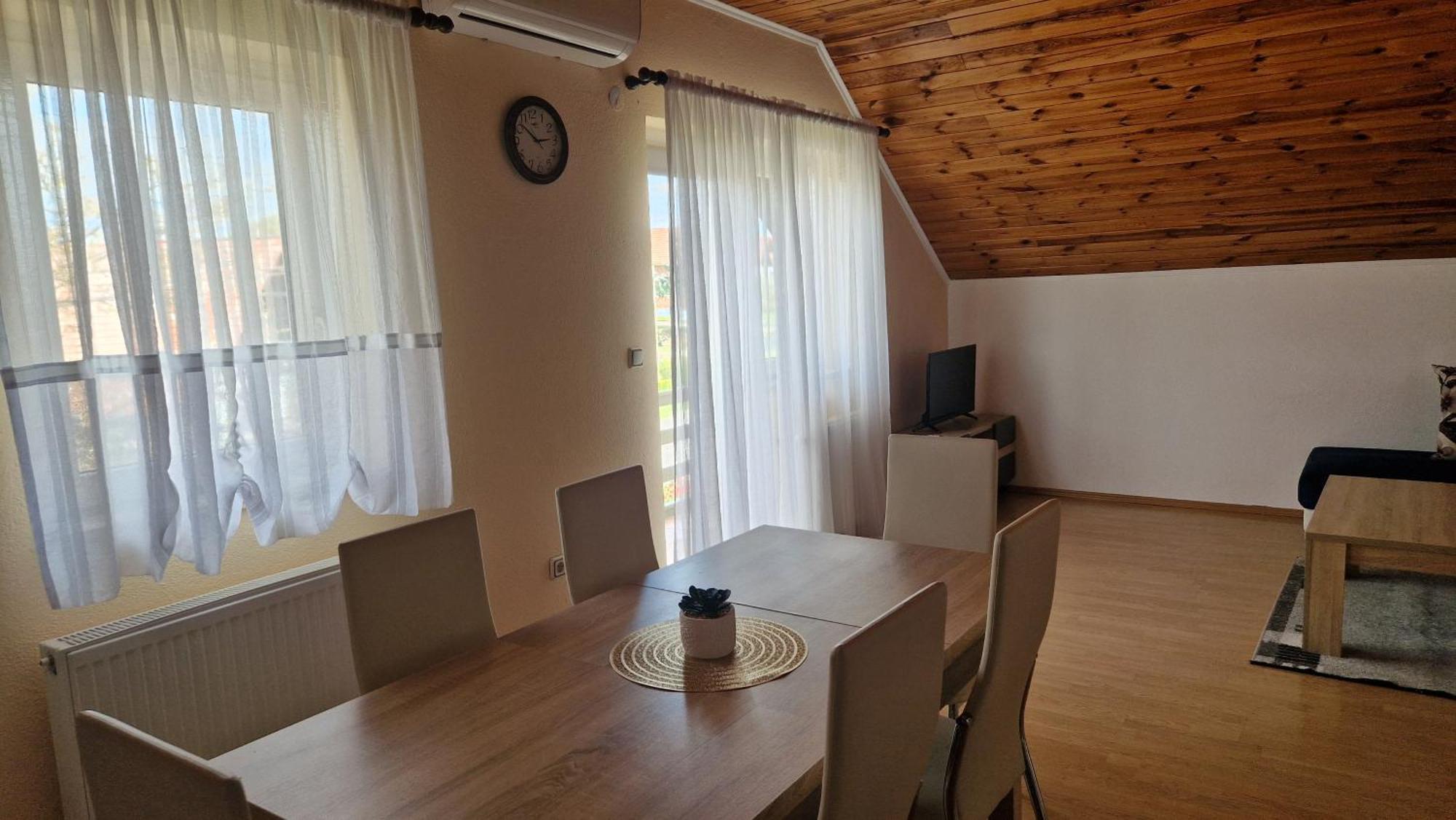 Apartment Nikolina Grabovac  Eksteriør bilde